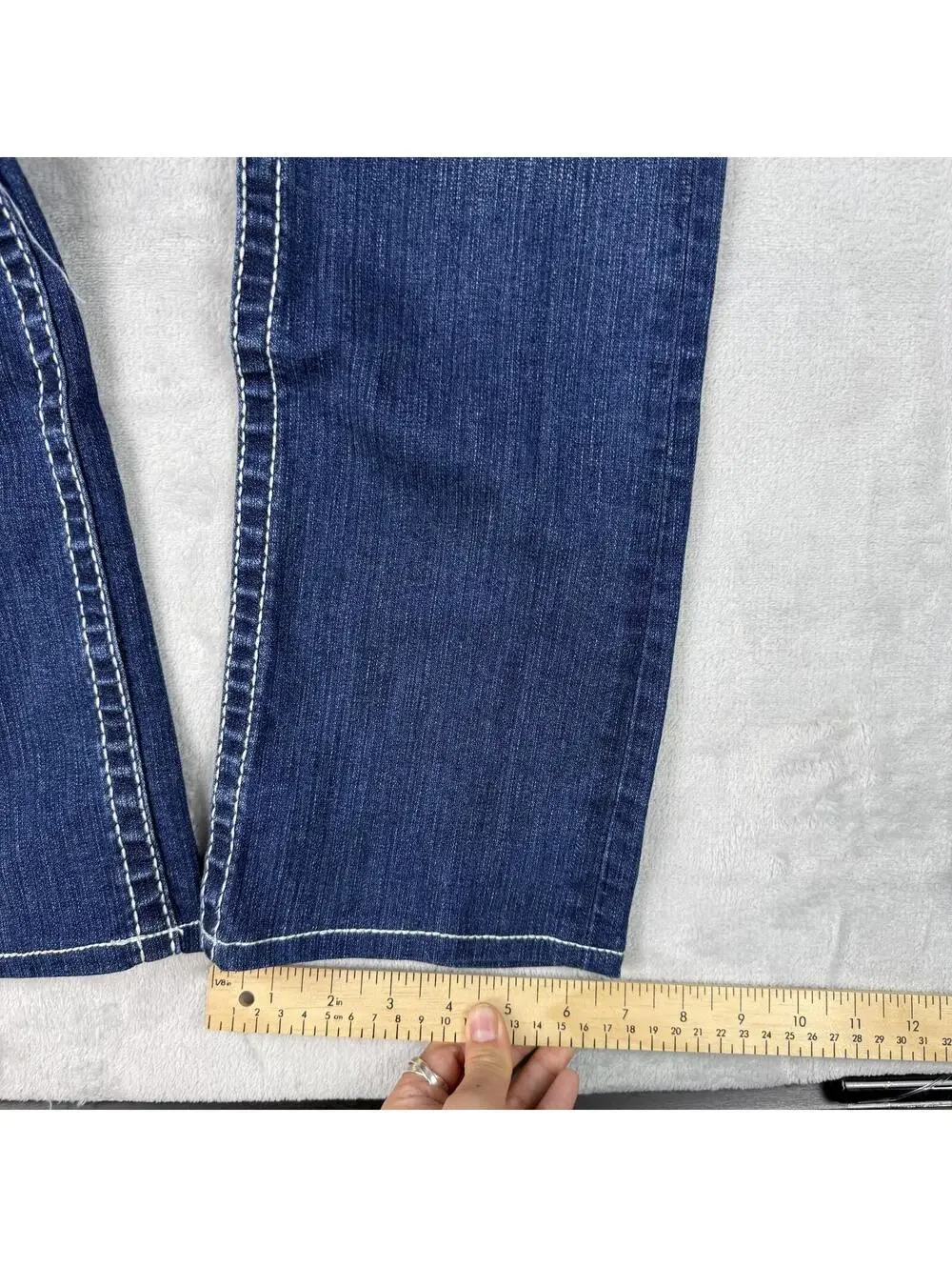 True Religion Blue Denim Jeans Women 28x31 USA Made Striaght Leg Y2K Rainstone - Picture 6 of 12